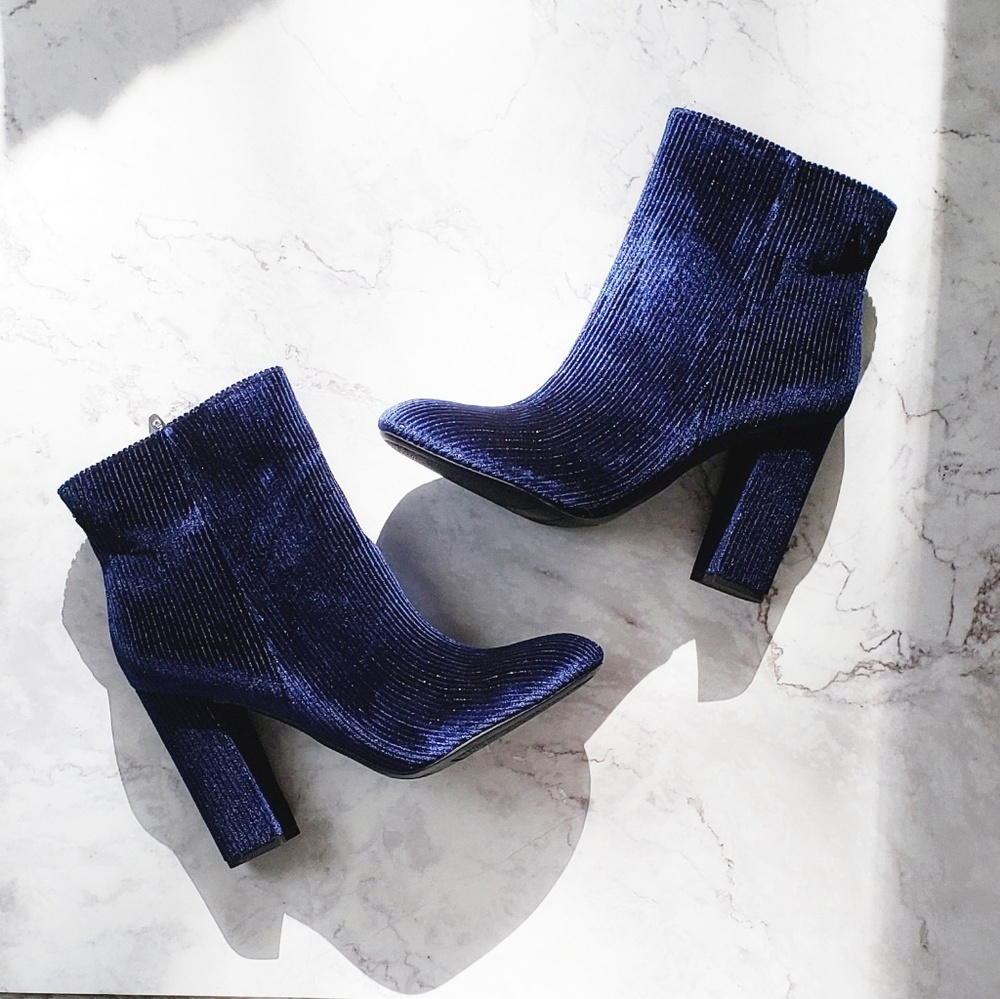 Circus by Sam Edelman 7.5M Blue Booties NWB